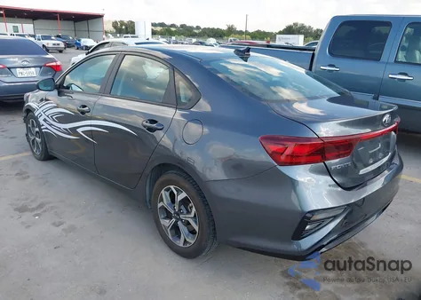 2021 Kia Forte Lxs из США, поврежденный, VIN 3KPF24AD7ME306509
